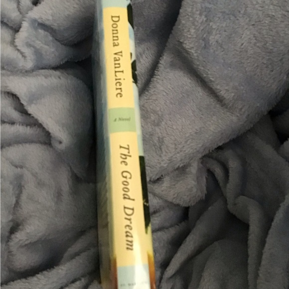 The Good Dream by Donna VanLiere - Picture 3 of 4